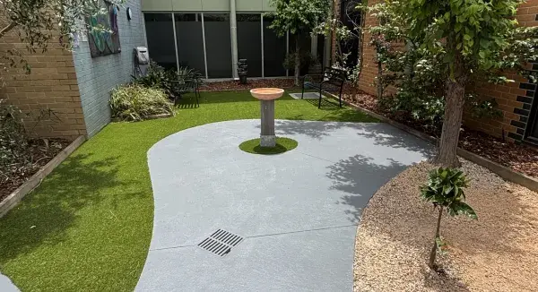Dementia-friendly garden at Sunshine Hospital Dementia Management Unit.