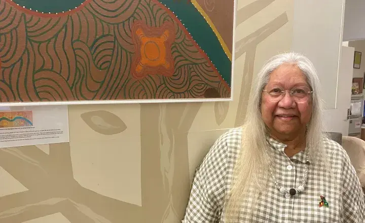 Aunty Jean Mason and her artwork Yarning at Sunshine Hospital 